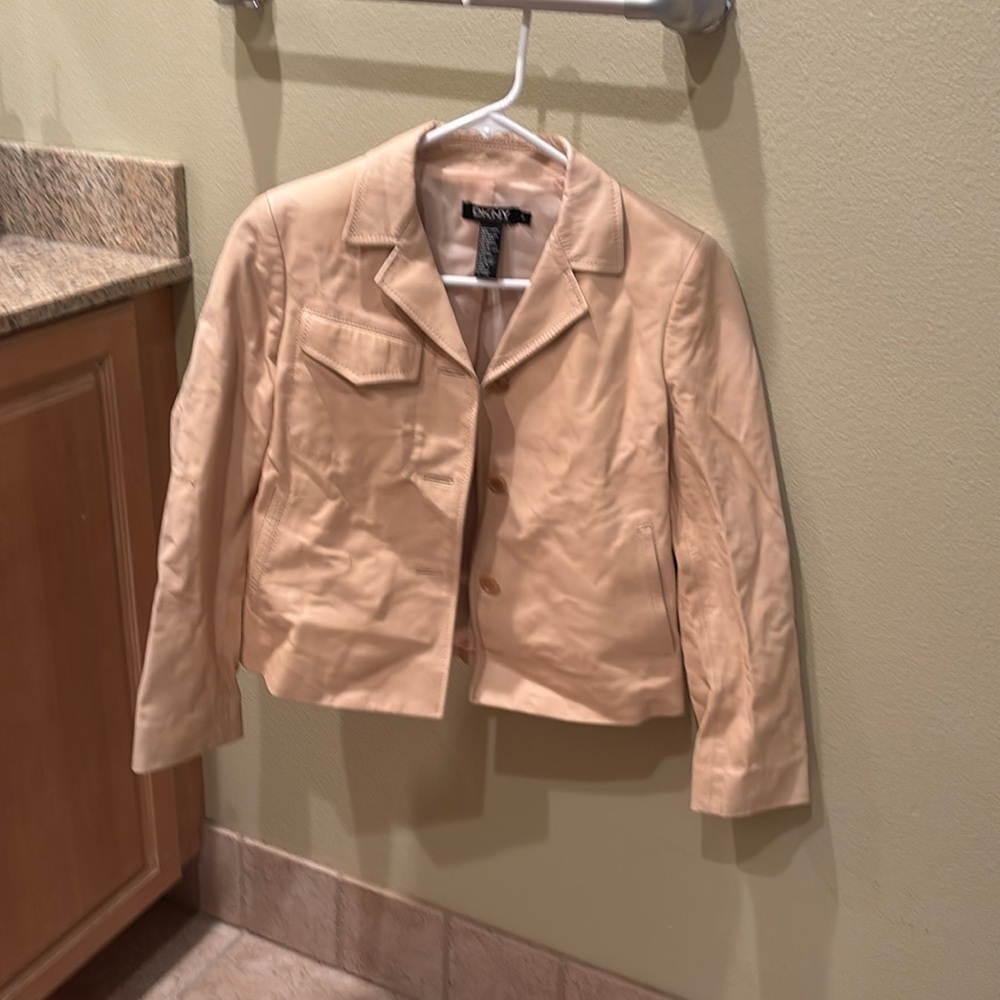 DKNY light pink Australian Calf Skin leather in a woman's small peitit jacket